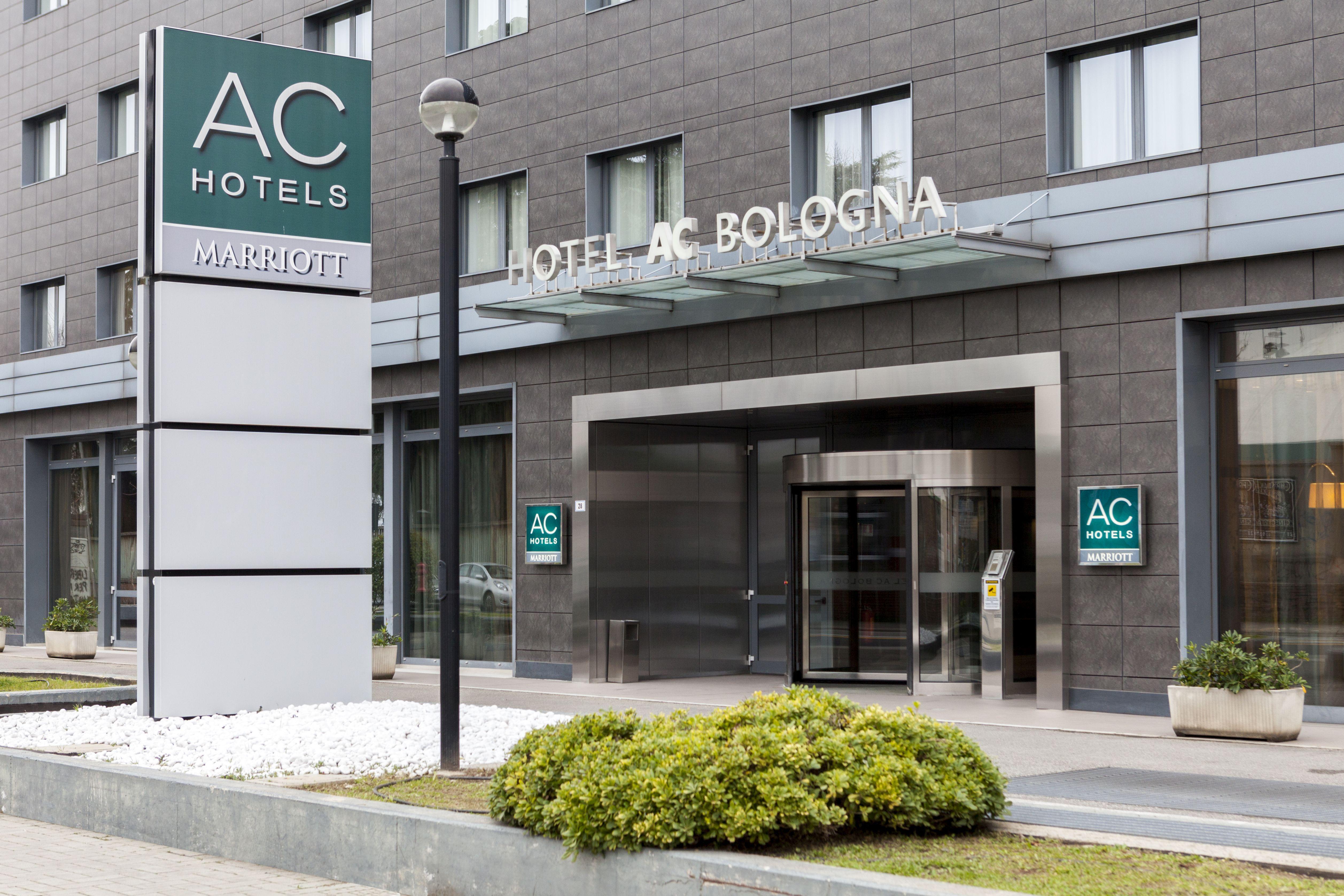 Ac Hotel Bologna By Marriott Εξωτερικό φωτογραφία